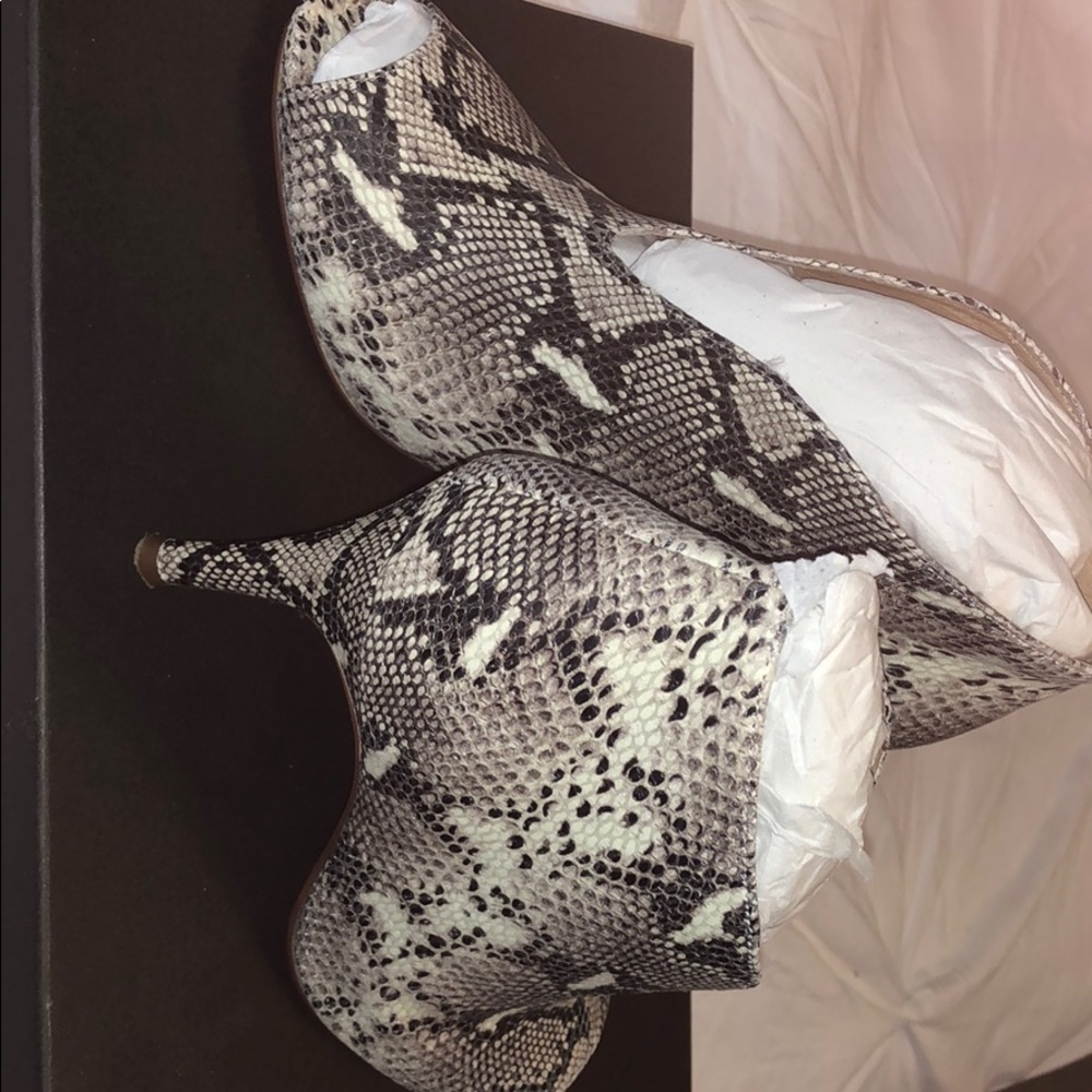Natural Leather Snake Print Booties